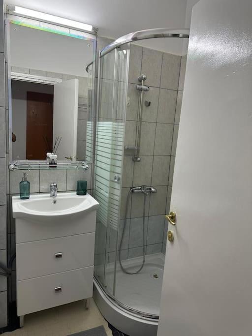 Apartment Stylish In Heart Of Old Town Bukarest